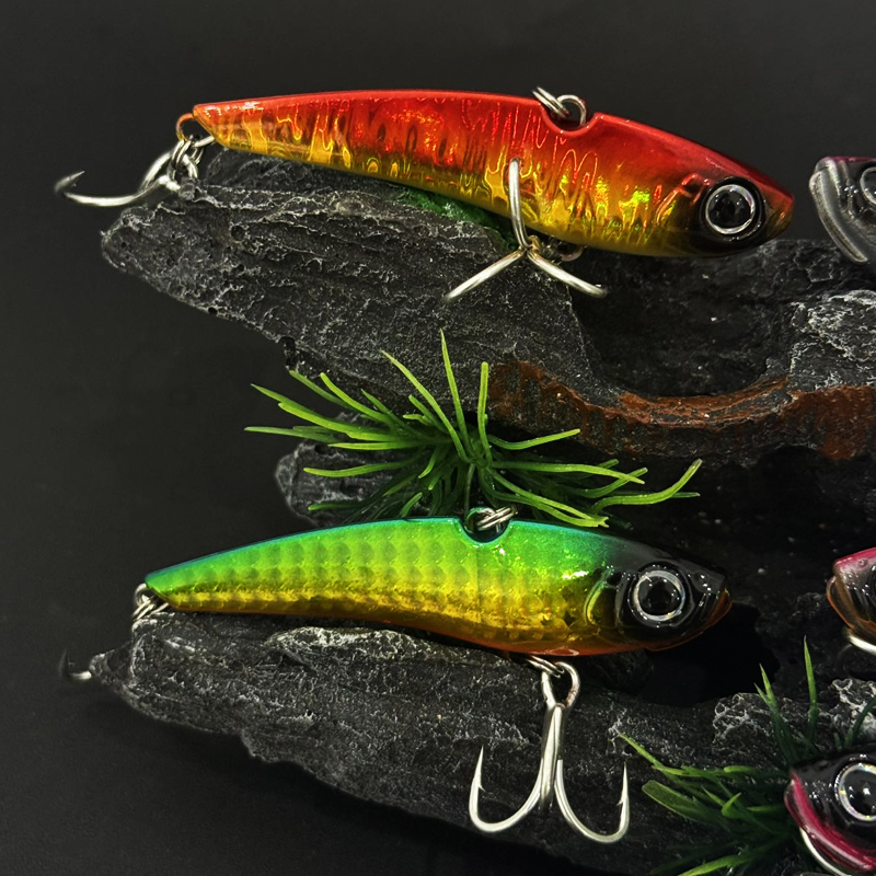 طعم صيد اهتزازي غاطس 75 مم 27. - مراجعة Fishing Lure Buzzbait وسعره